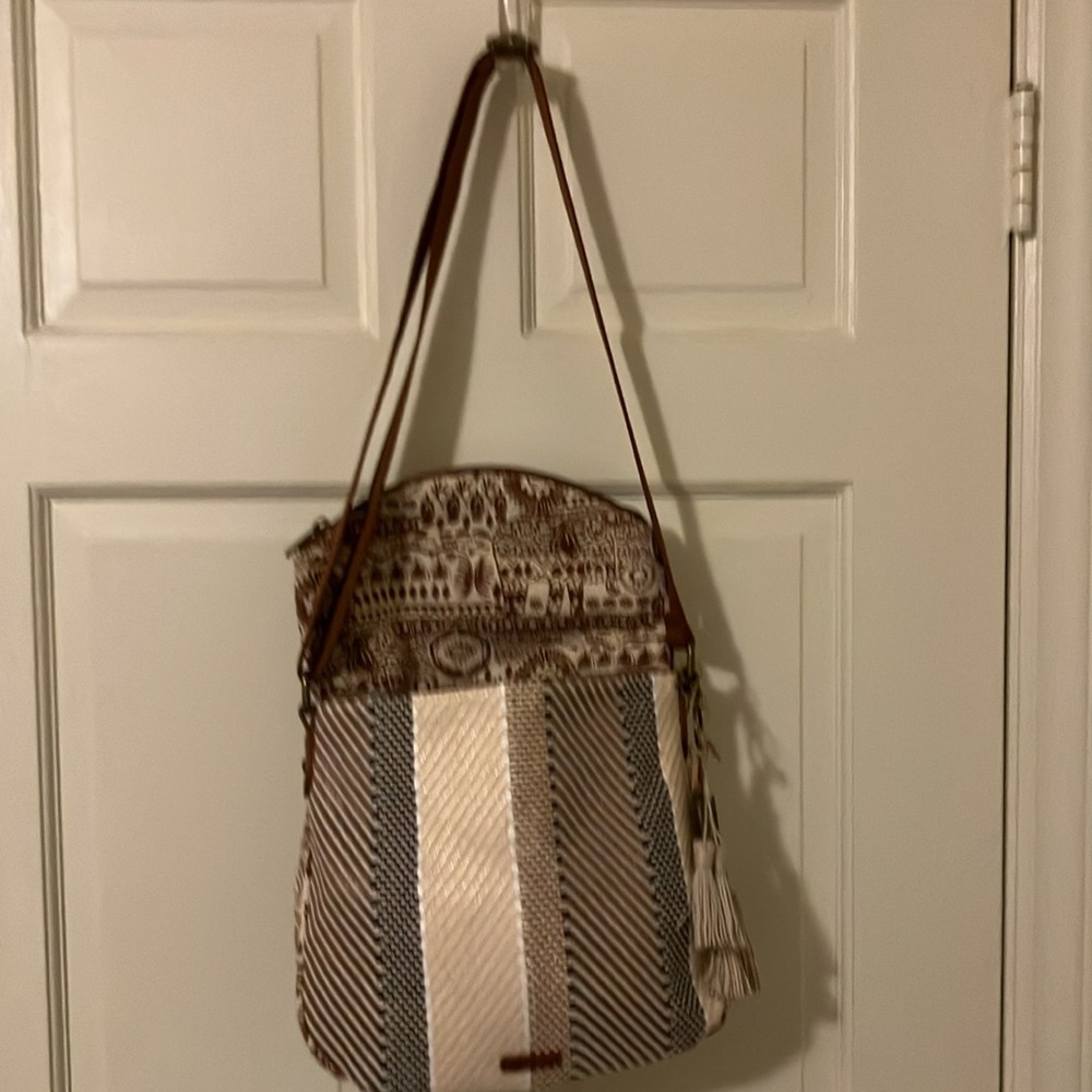 Tan and Brown Crossbody Bag with Adjustable Strap. This is the perfect purse! - Picture 6 of 7